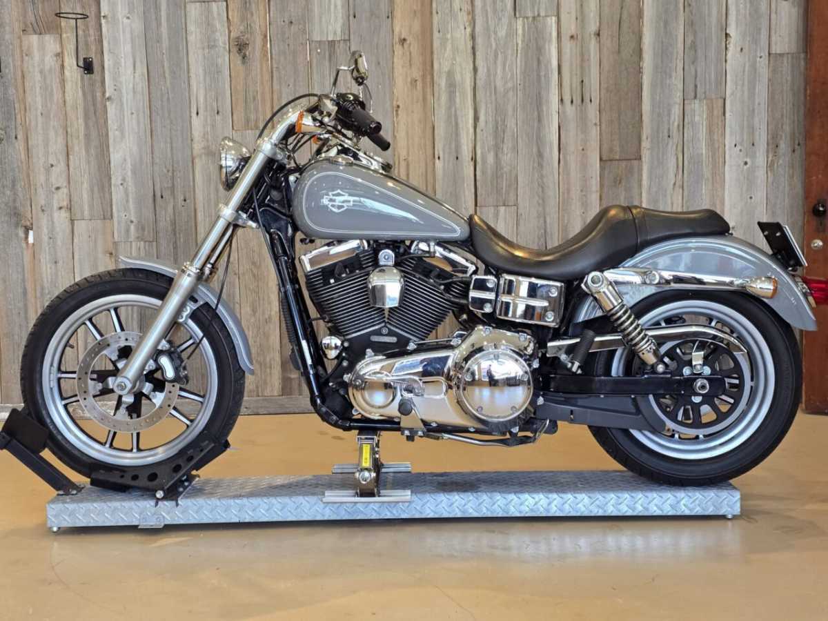 NCワークスプラス - ハーレーのカスタム・リペア・販売・レンタル