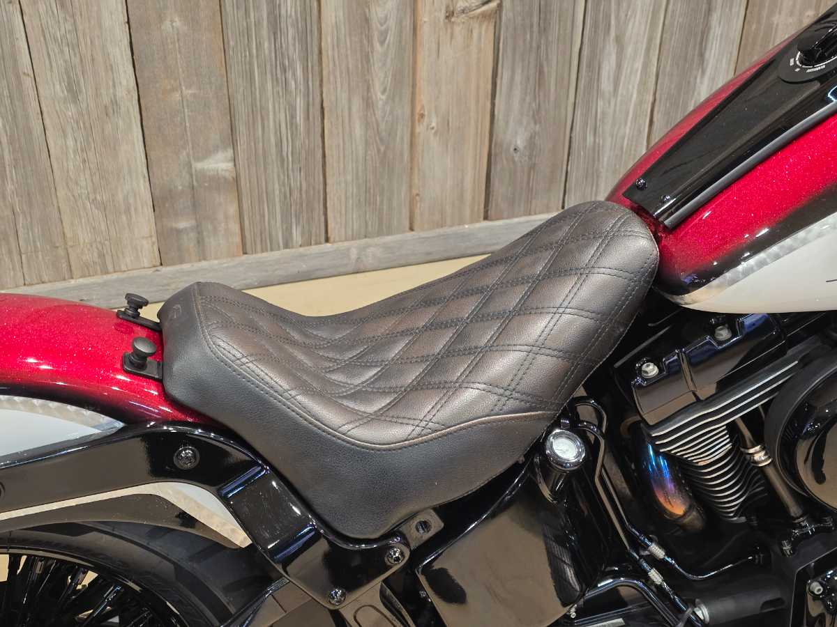 NCワークスプラス - ハーレーのカスタム・リペア・販売・レンタル