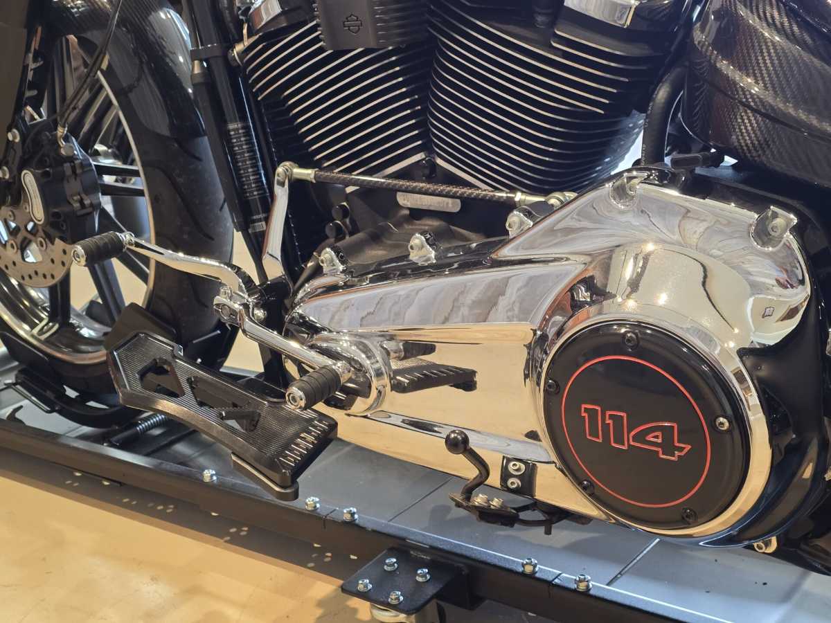 NCワークスプラス - ハーレーのカスタム・リペア・販売・レンタル